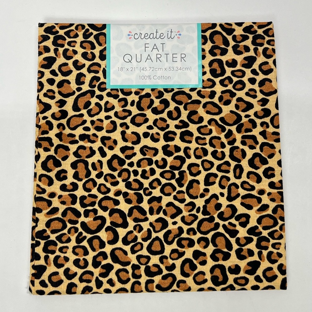 Cheetah Ginger Quarter Cotton Fabric Crafts Animal Skin Pattern Brown Yarn Knit